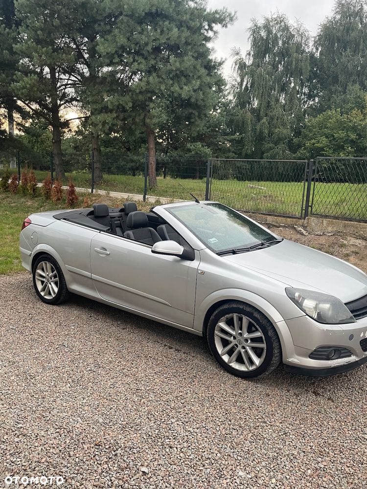 Opel Astra GTC 1.9 CDTI Cosmo - 18