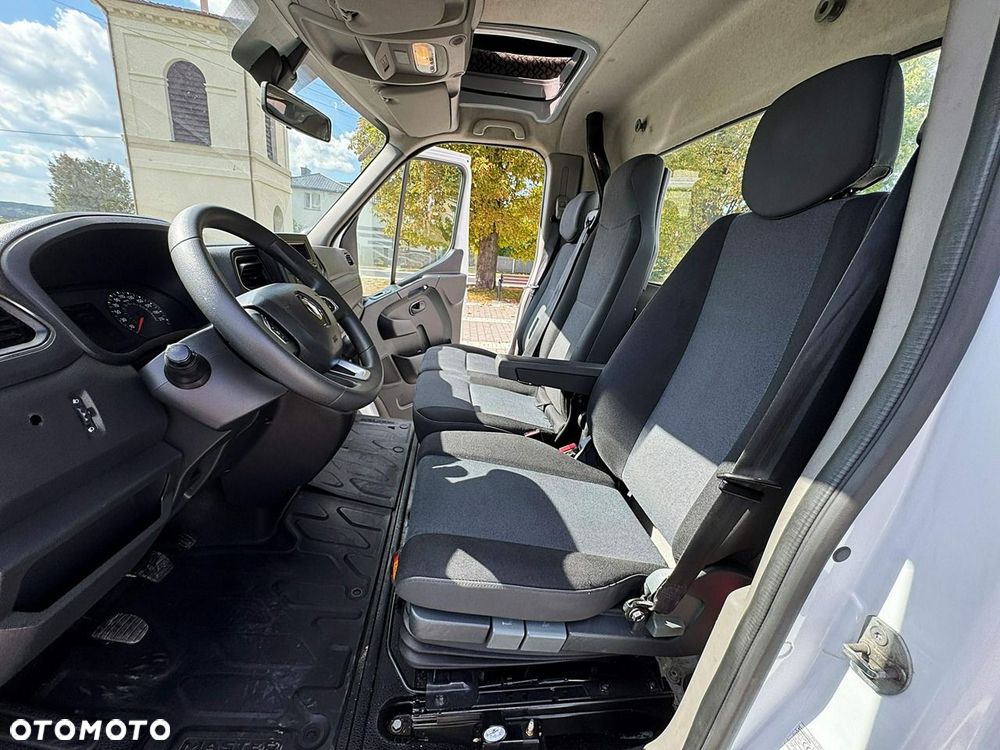 Renault Master - 24