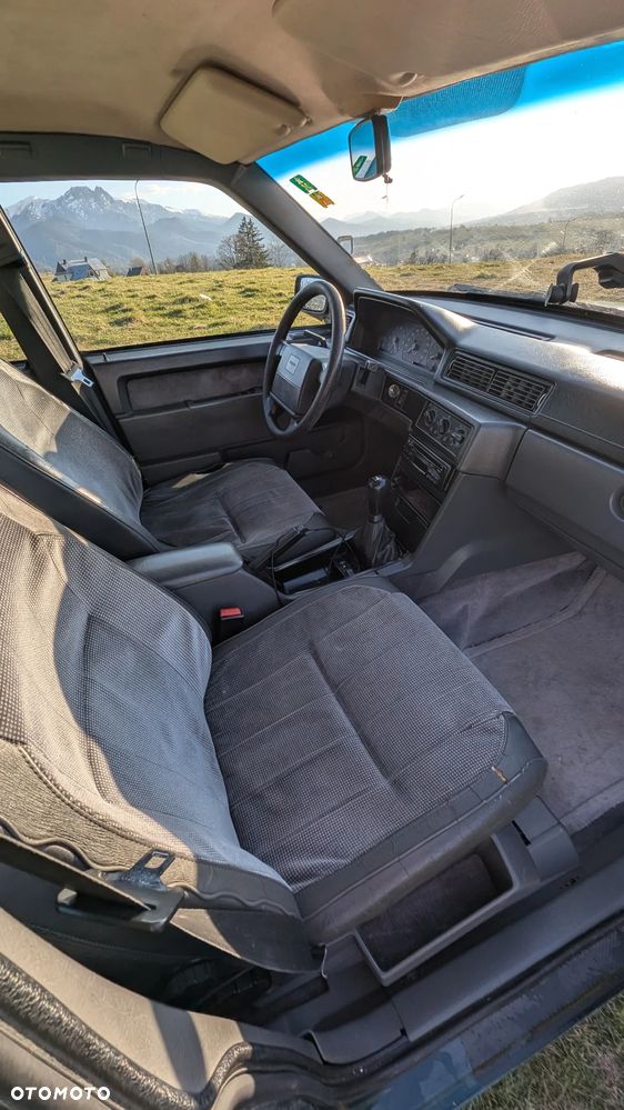 Volvo 945 - 7