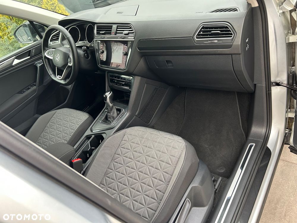 Volkswagen Tiguan 1.5 TSI OPF DSG Life - 12