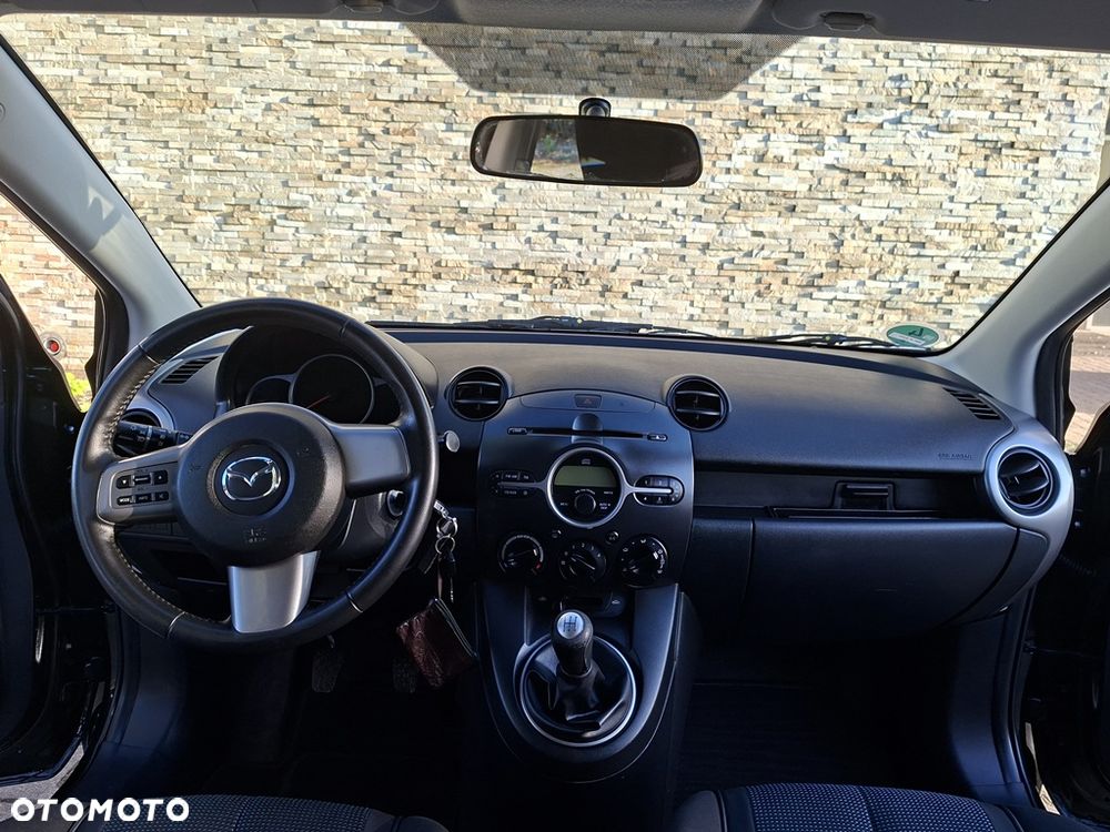 Mazda 2 1.3 Exclusive - 7