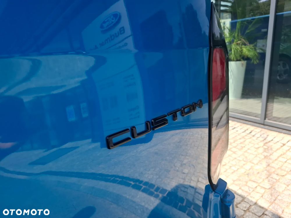 Ford Transit Custom VAN Limited AWD - 12