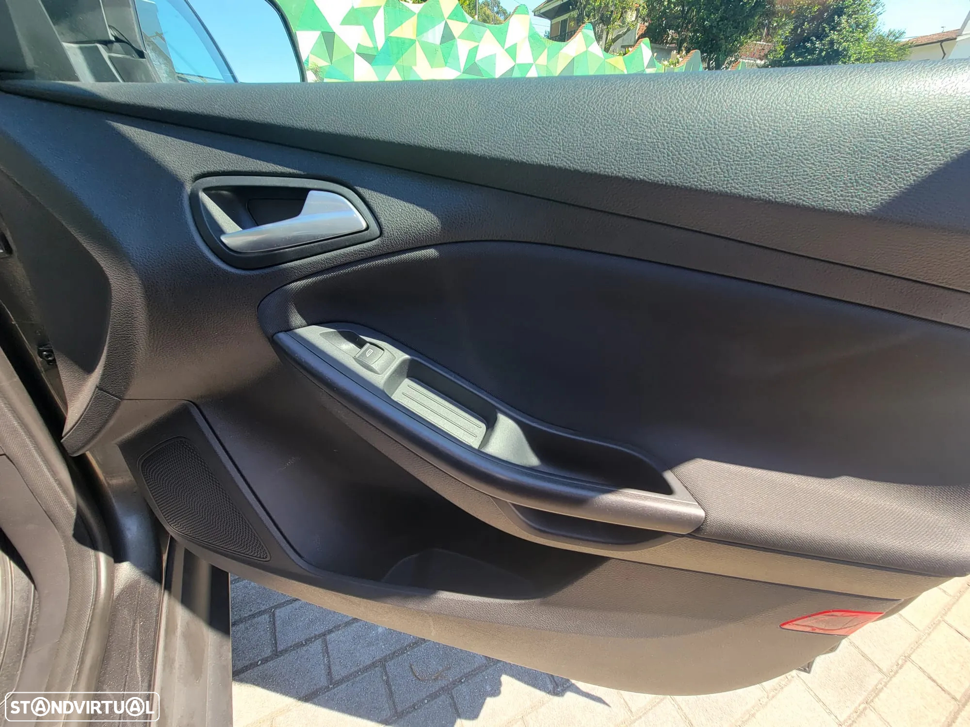 Ford Focus SW 1.0 EcoBoost S&S ST-LINE - 14