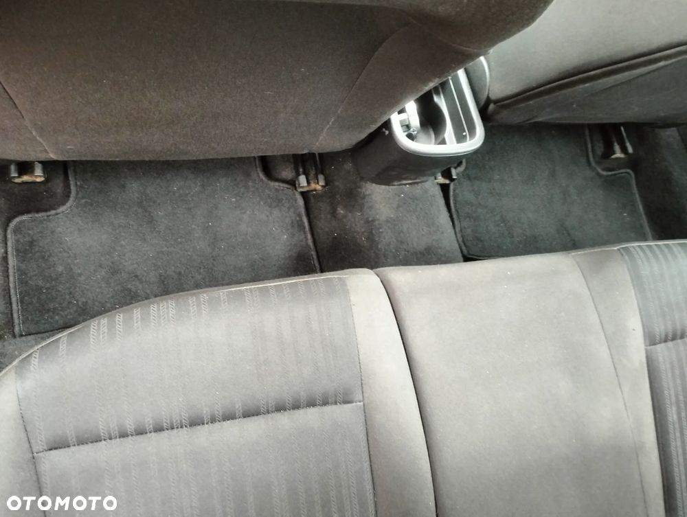 Opel Astra III 1.6 - 4