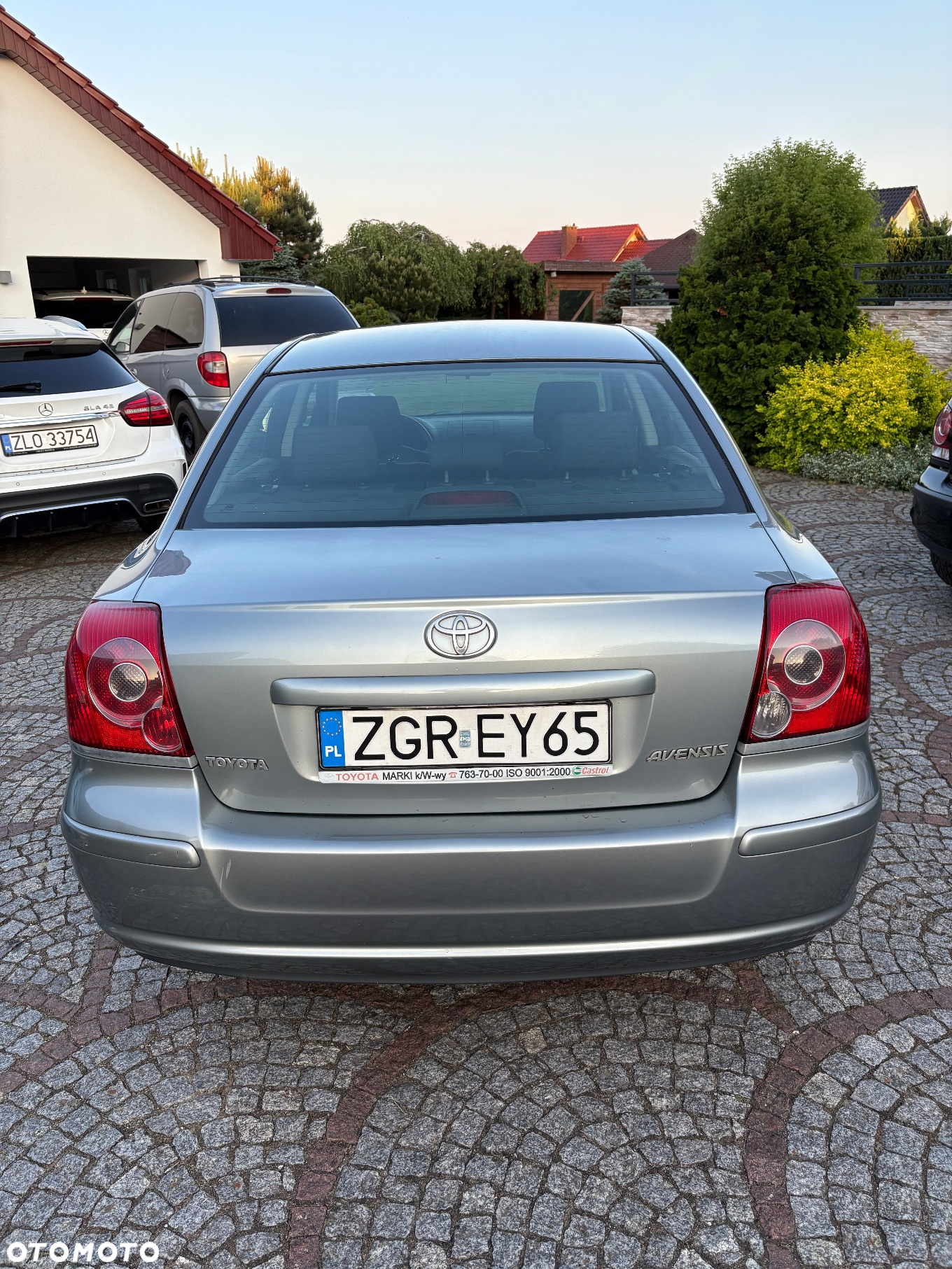 Toyota Avensis 1.8 VVT-i Luna - 8