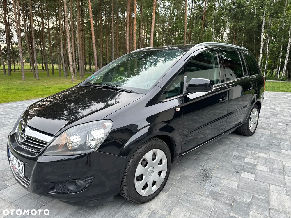 Opel Zafira 1.8 Cosmo EU5 - 19