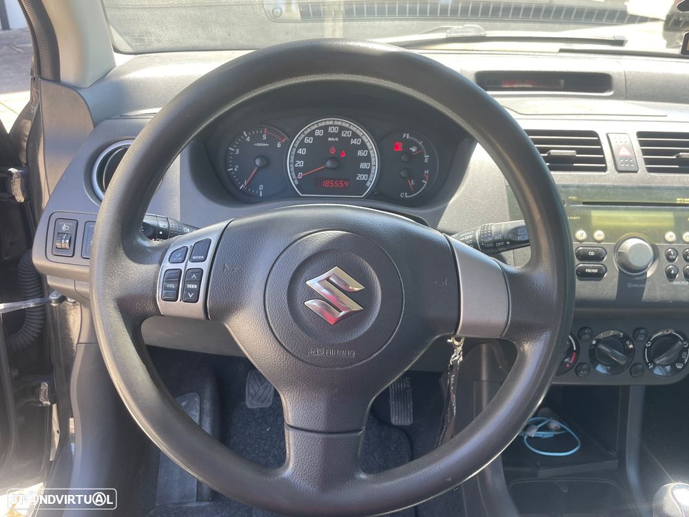 Suzuki Swift 1.3 DDiS GL - 24