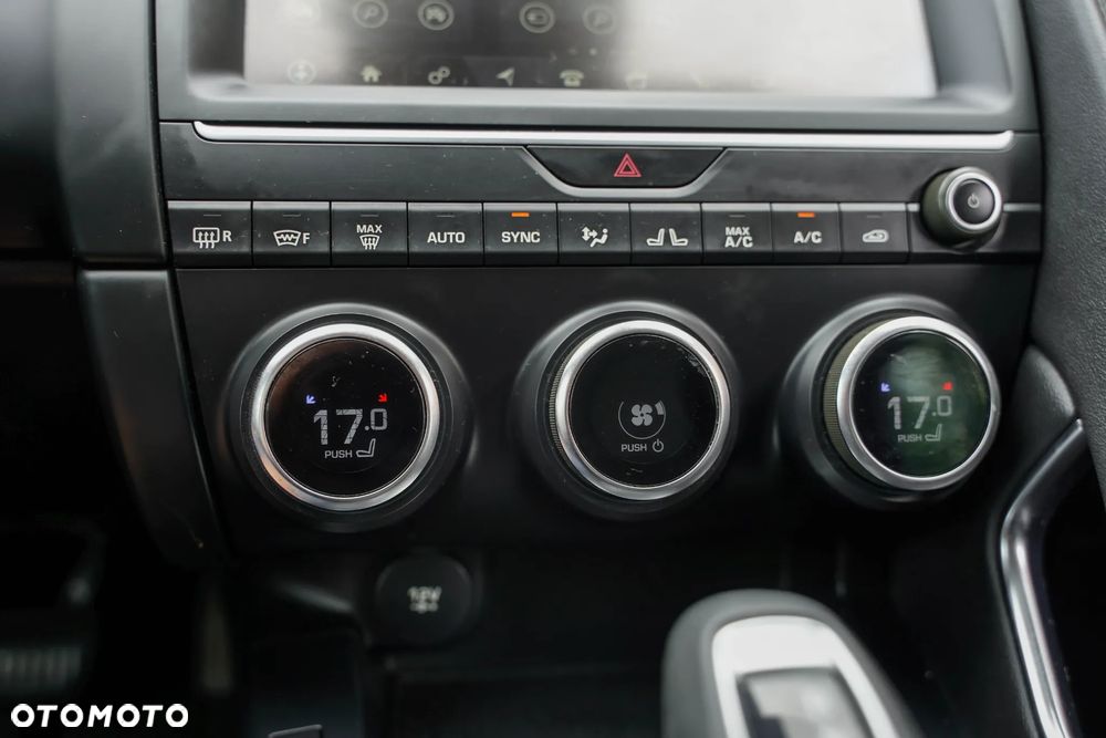 Jaguar E-Pace 2.0 i4D AWD - 21