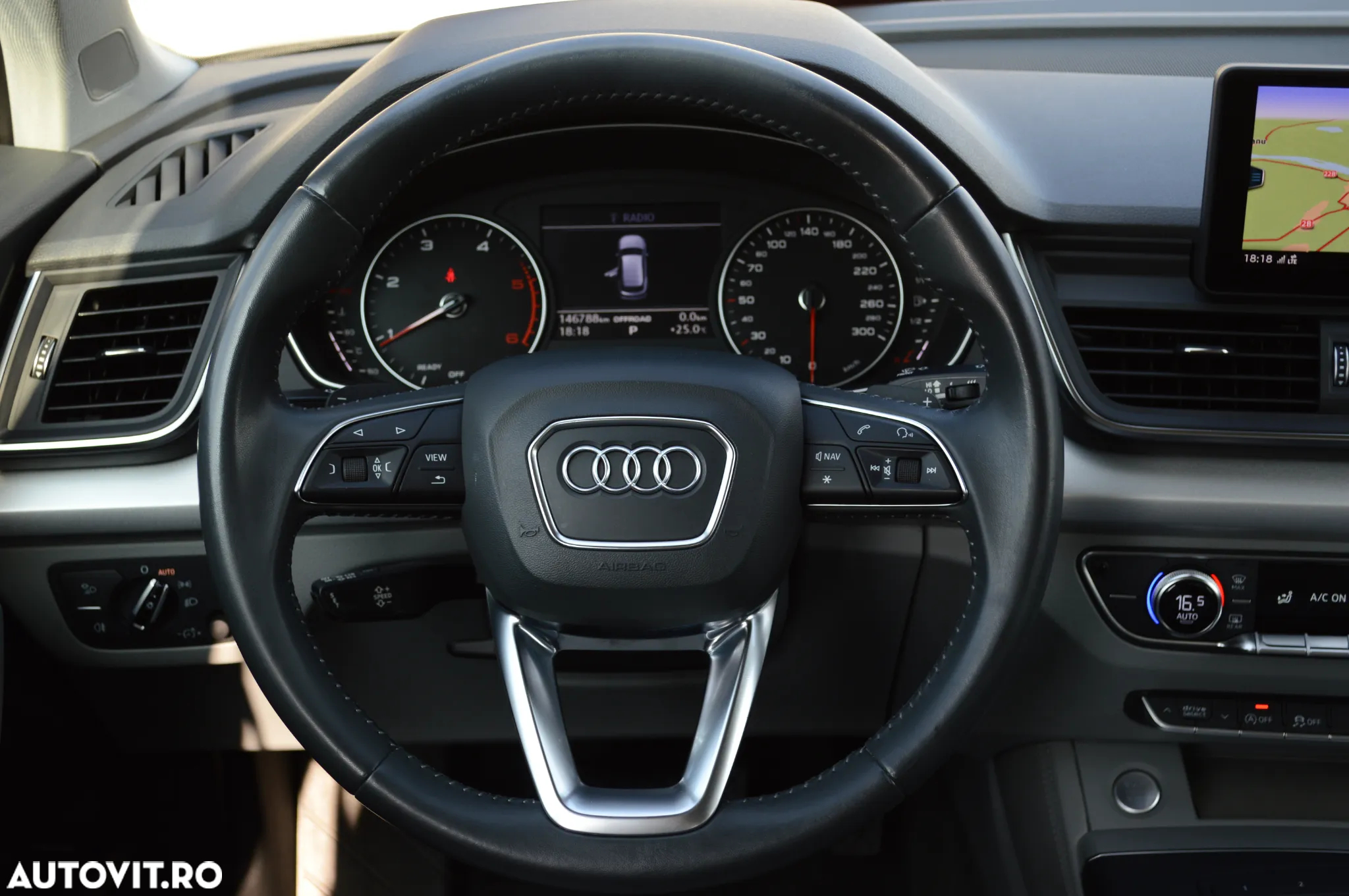 Audi Q5 40 TDI quattro S tronic sport - 37