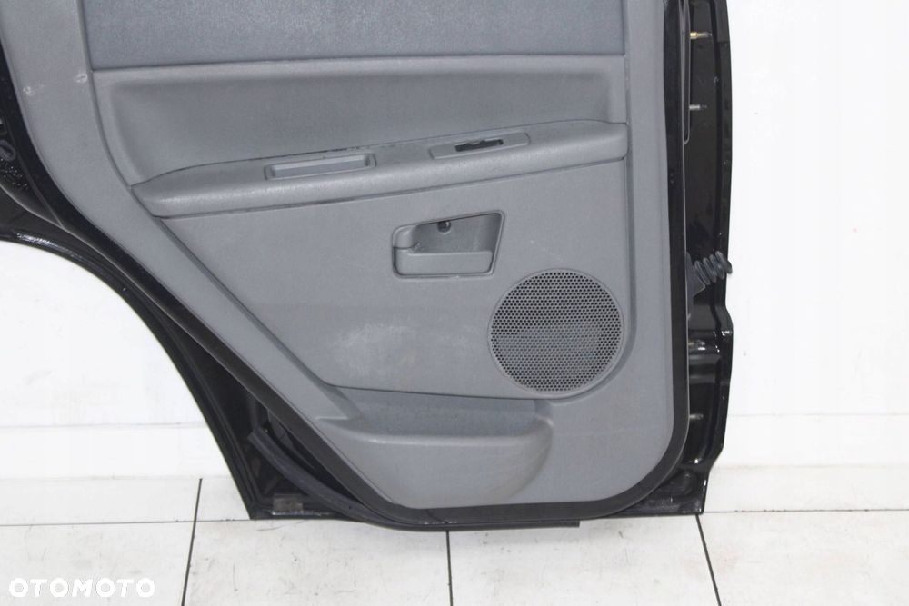 JEEP CHEROKEE WK 04R- DRZWI LEWE TYLNE LEWY TYŁ - 10