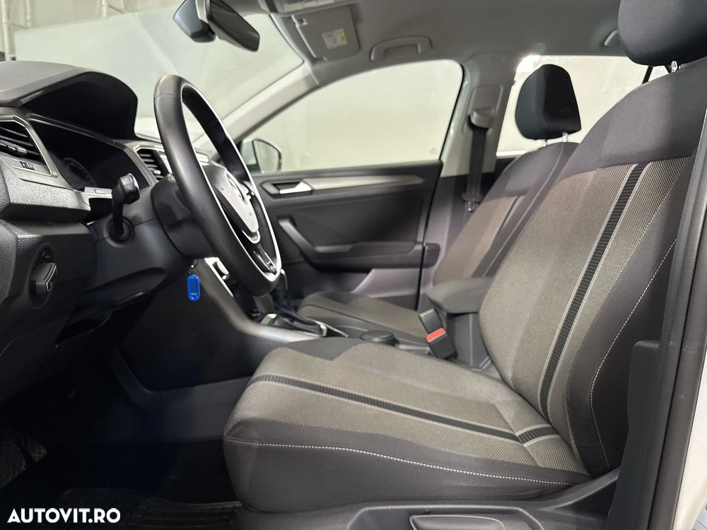 Volkswagen T-Roc - 21