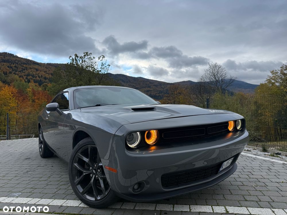 Dodge Challenger Automatik SXT Plus - 1
