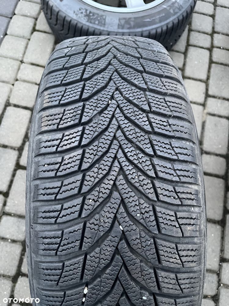 Opony zimowe 215/60/17 Nexen Winguard Sport 2
