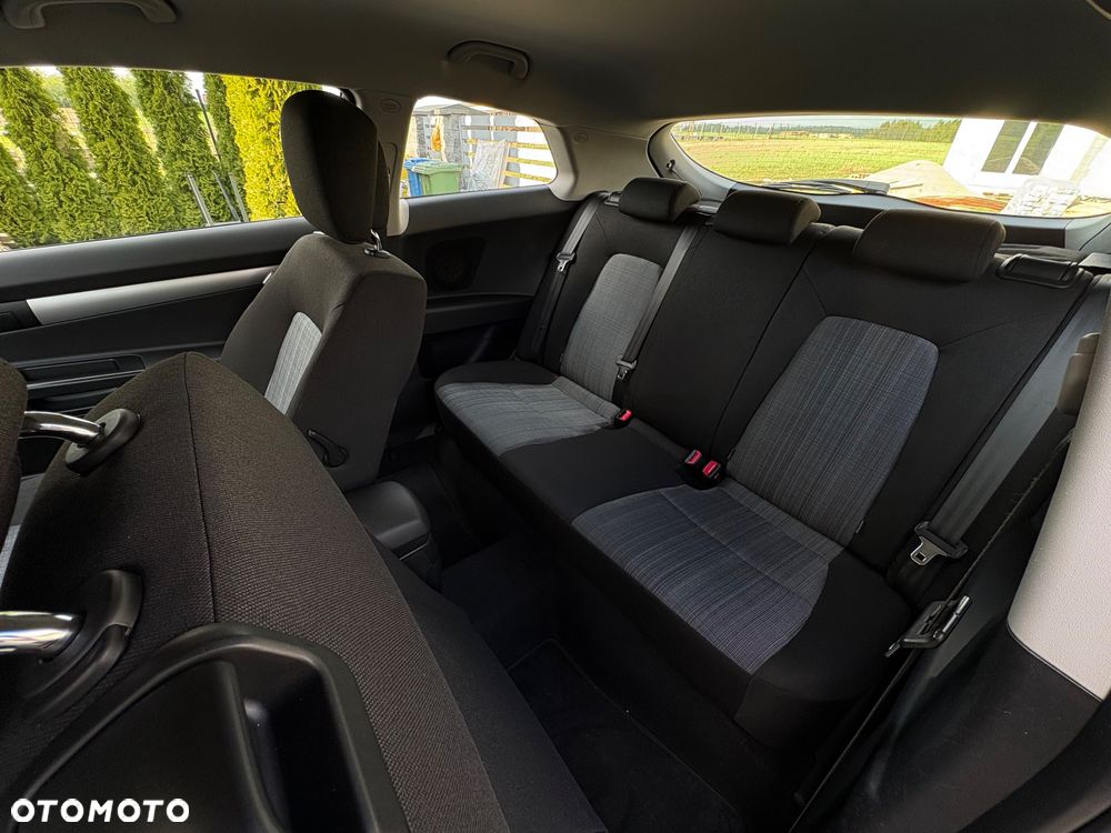 Kia Ceed 1.6 CRDi ISG Vision - 22