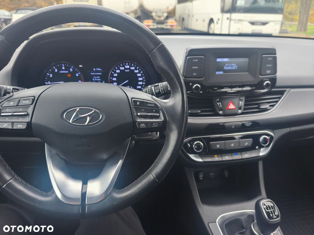 Hyundai i30 - 18