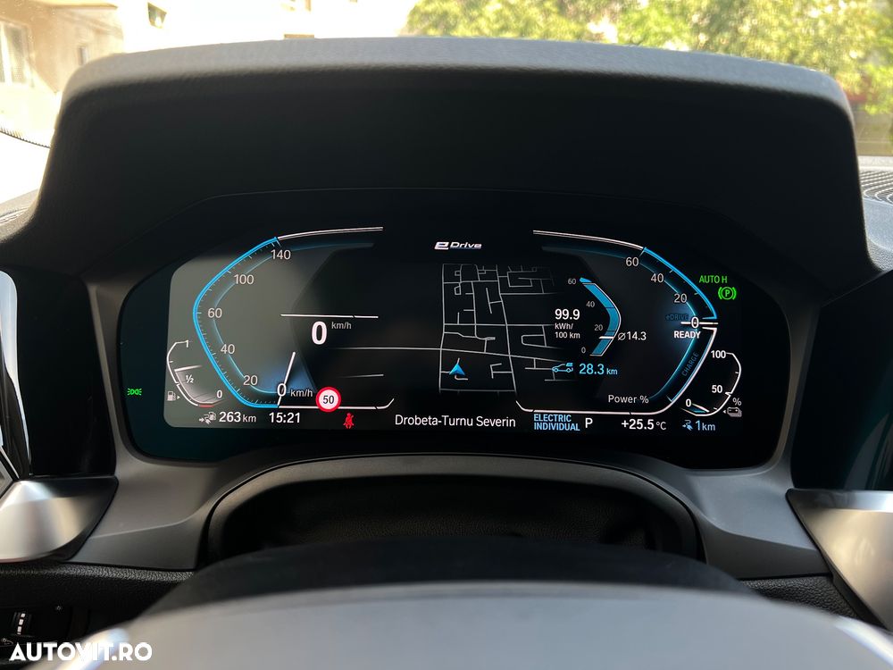 BMW Seria 3 330e AT PHEV - 6