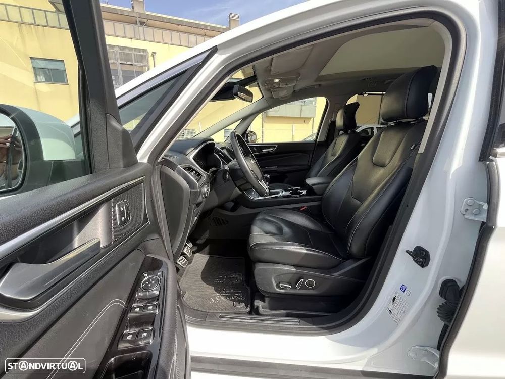Ford S-Max 2.0 TDCi Titanium - 36
