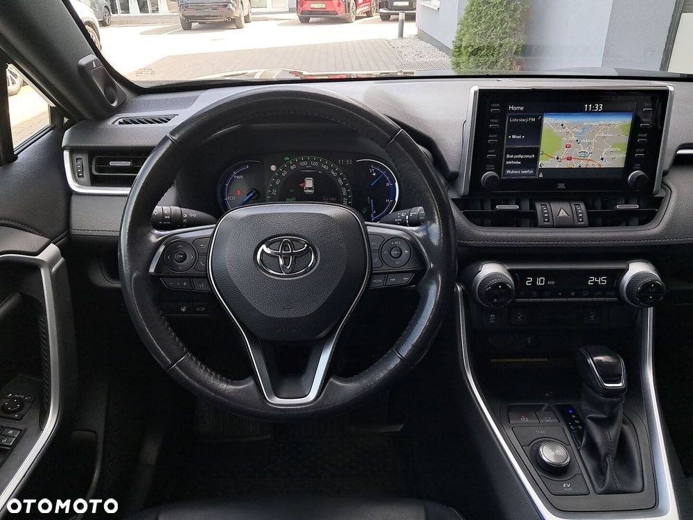 Toyota RAV4 - 18