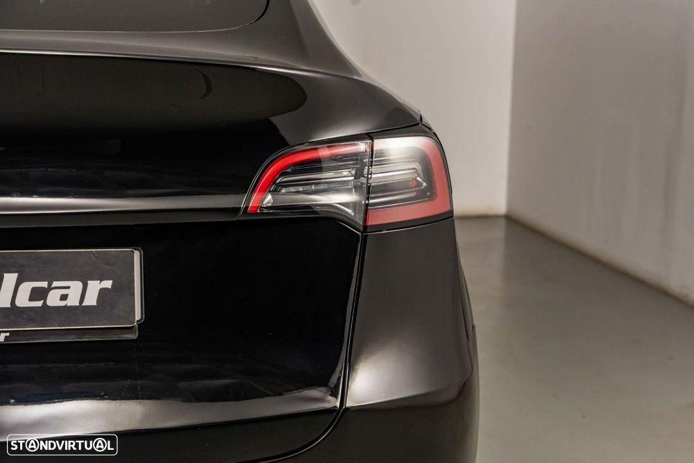 Tesla Model Y Performance Tração Integral - 22