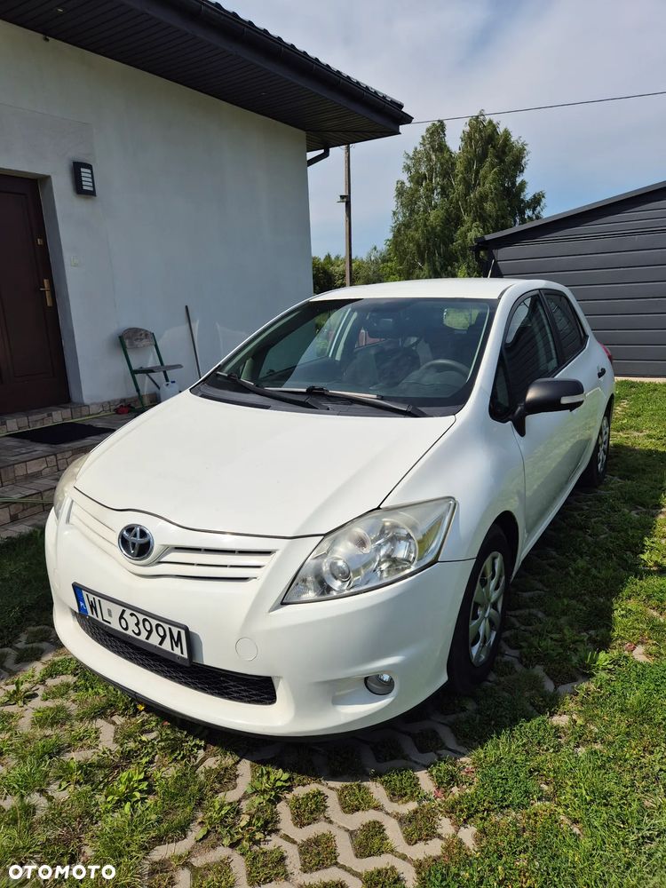 Toyota Auris 1.4 D-4D Life - 8