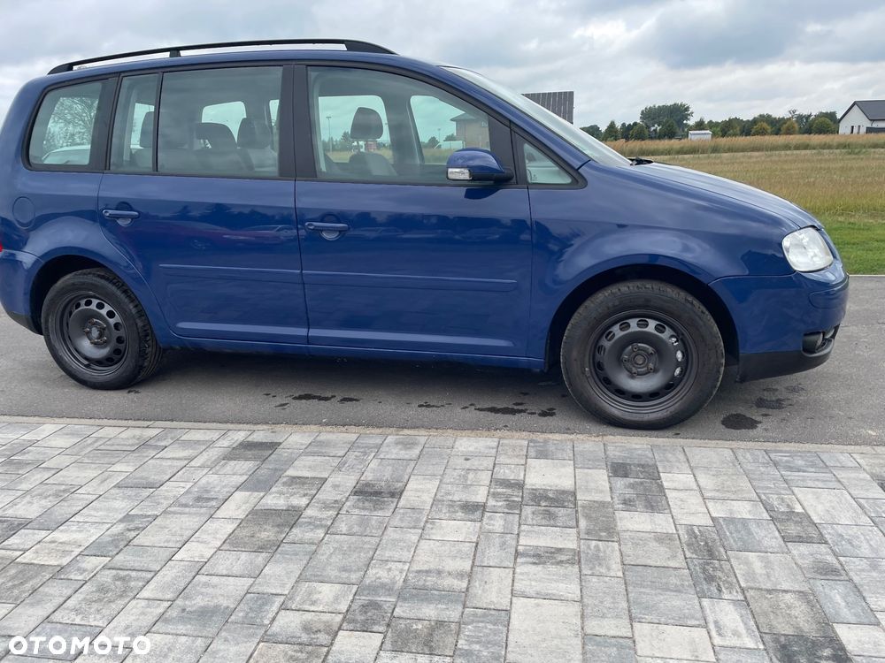 Volkswagen Touran 2.0 TDI DSG United - 19