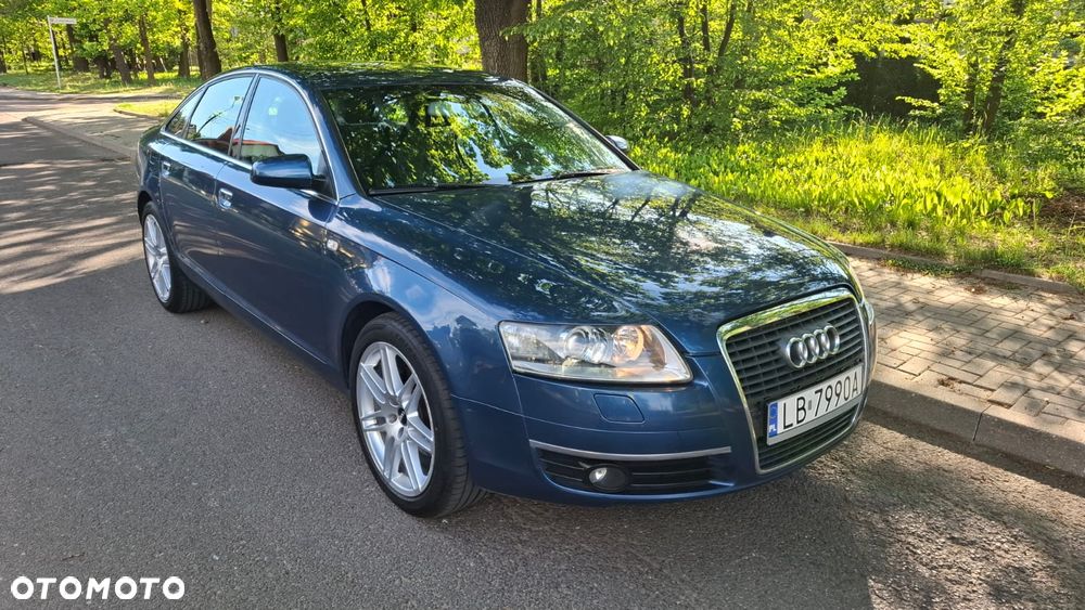 Audi A6 Limousine 2.4 - 5