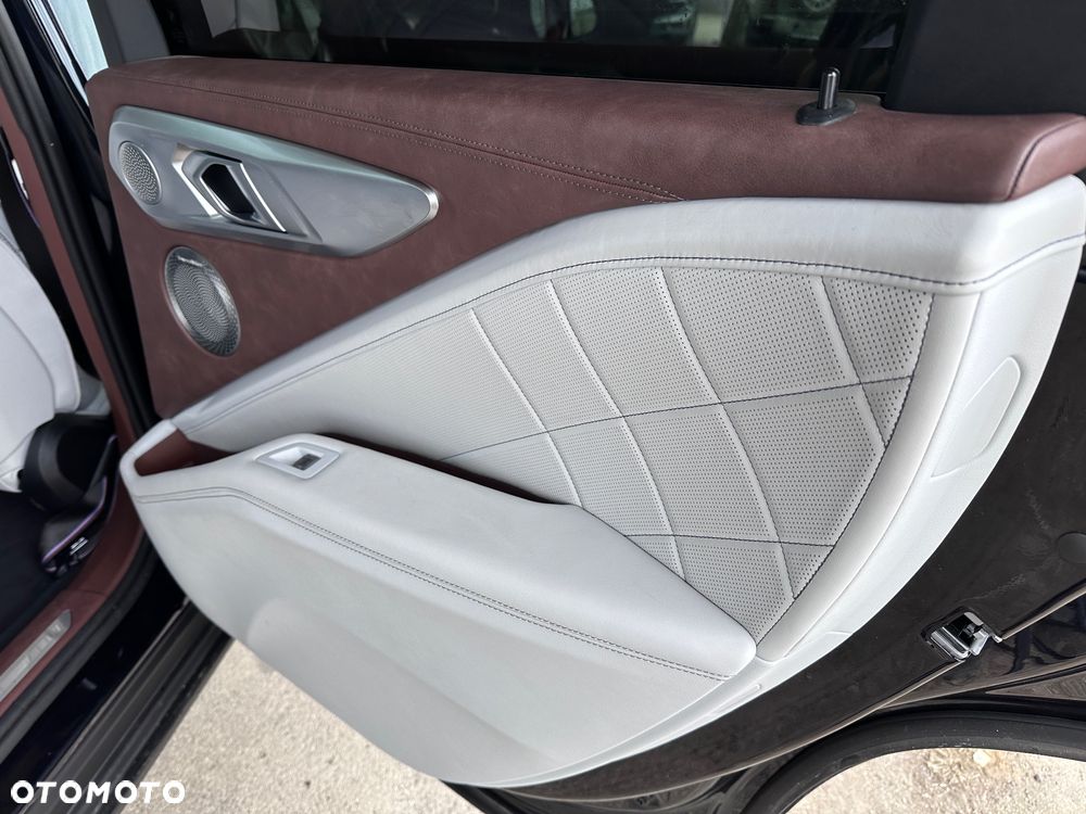 BMW XM PHEV sport - 25