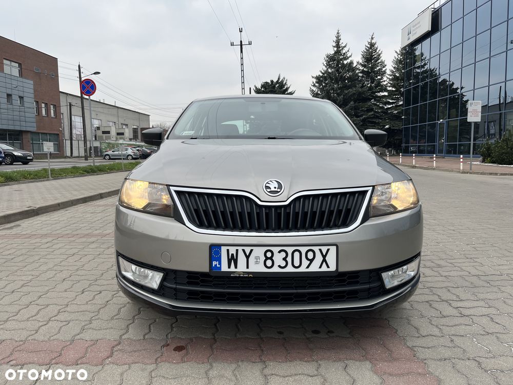 Skoda RAPID 1.6 TDI DPF Edition - 4