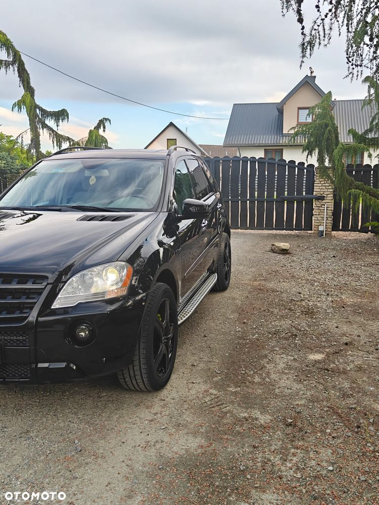 Mercedes-Benz ML - 11