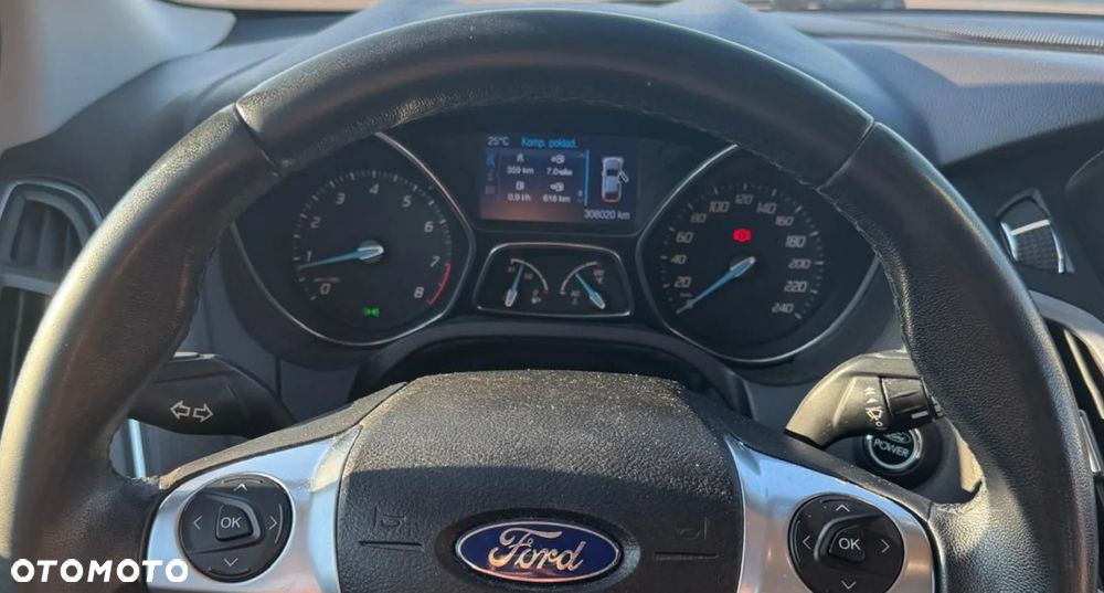 Ford Focus 1.6 EcoBoost Trend - 20