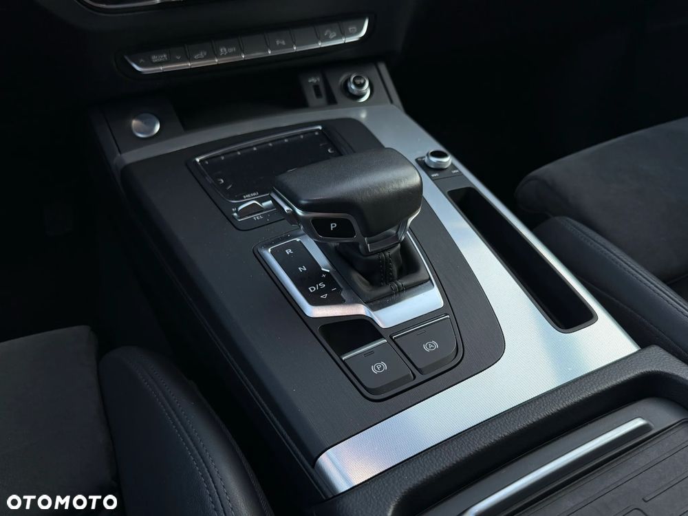 Audi Q5 50 TFSI e Quattro S Line S tronic - 11