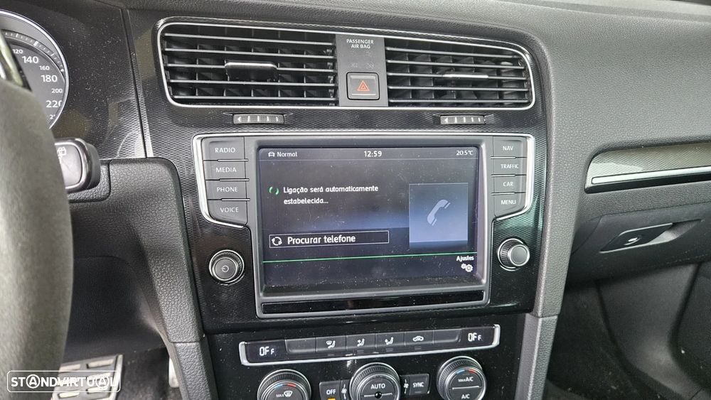 VW Golf 2.0 TDI GTD DSG - 21