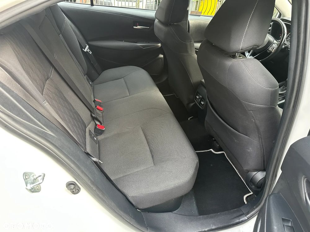 Toyota Corolla 1.8 Hybrid Comfort - 11