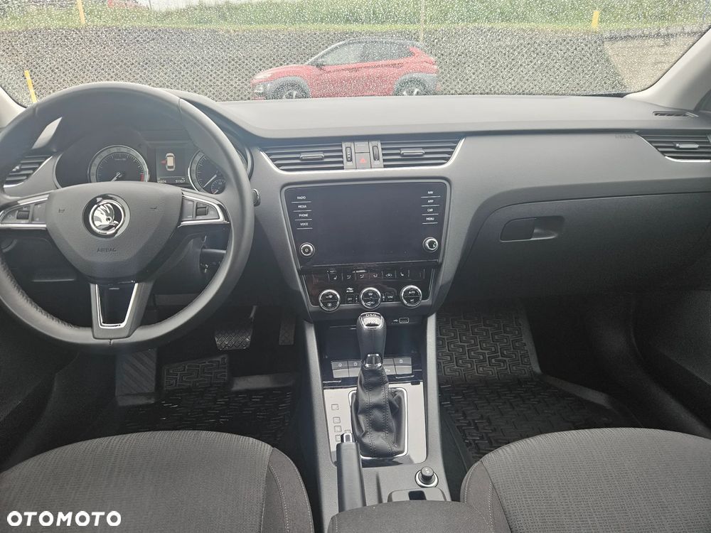 Skoda Octavia 2.0 TDI 4x4 Style DSG - 23