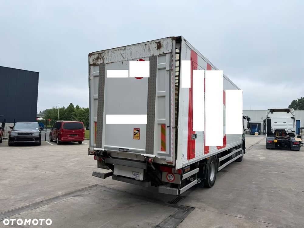 Renault D 19 - 5