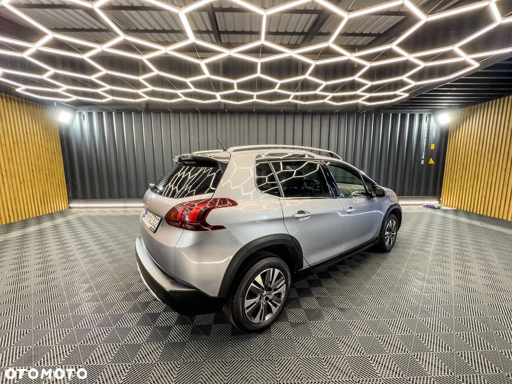 Peugeot 2008 BlueHDi FAP 120 STOP & START EAT6 Allure - 7