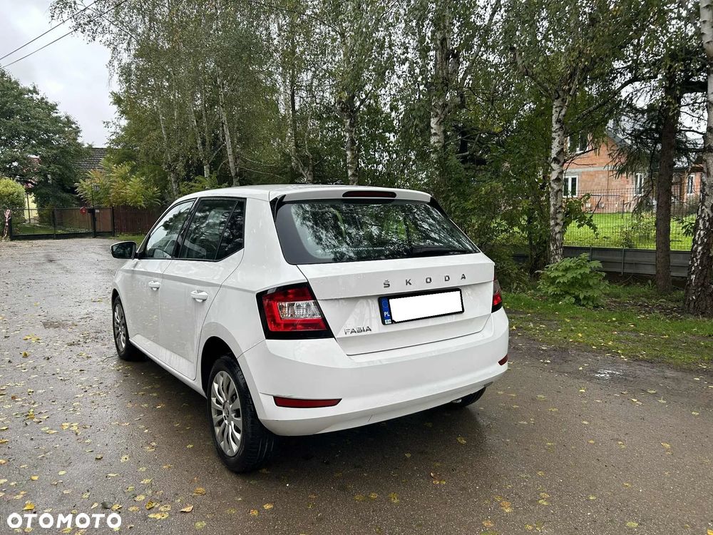 Skoda Fabia - 5