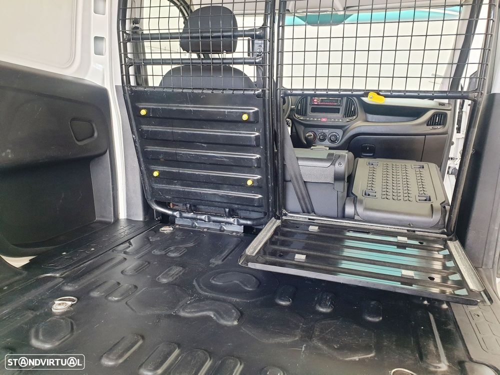 Fiat Doblo Combi 1.3 Multijet - 21