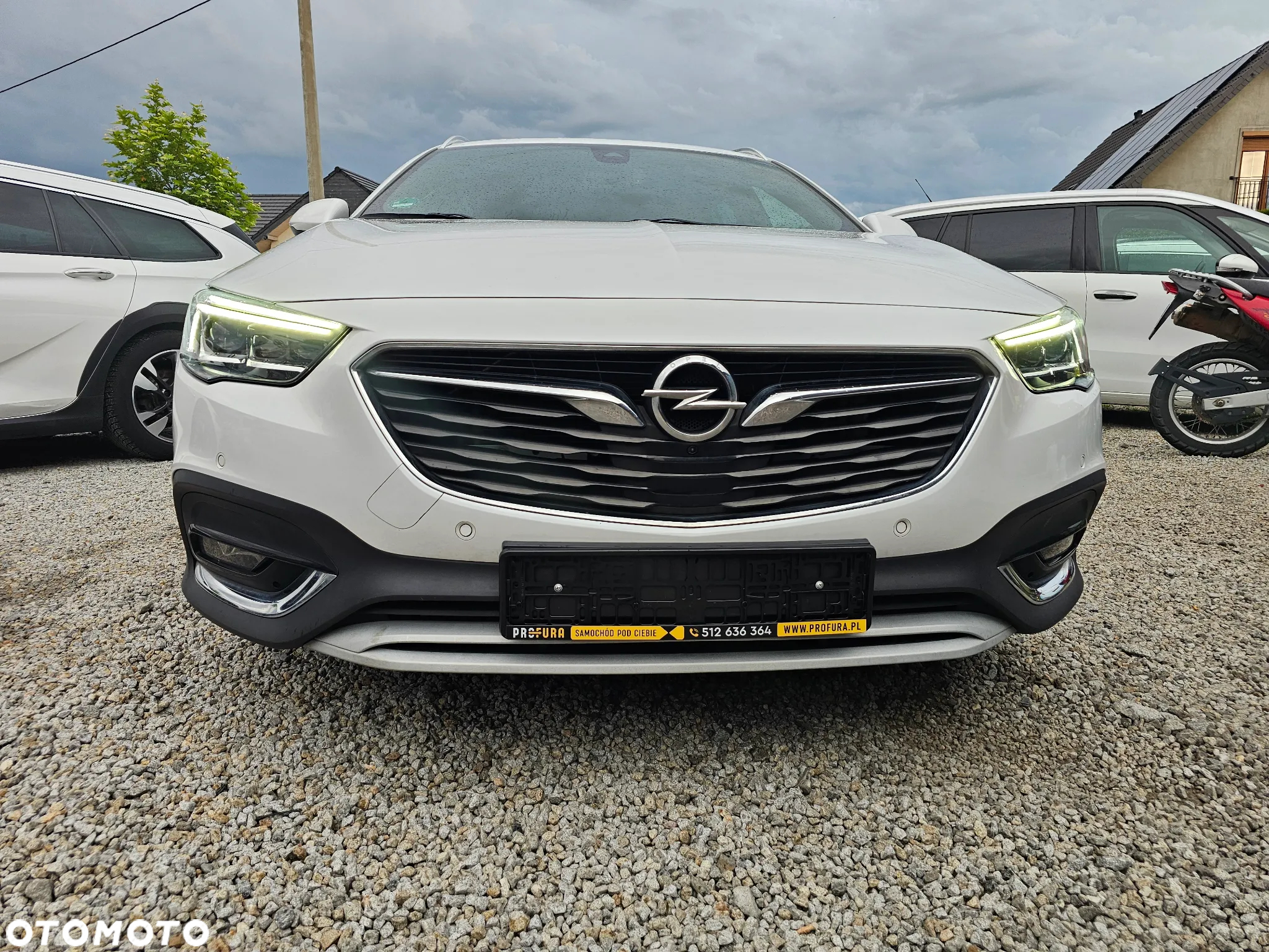 Opel Insignia 2.0 T 4x4 Exclusive S&S - 4