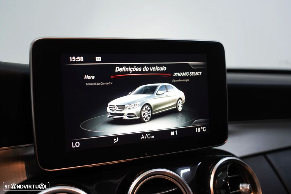 Mercedes-Benz C 300 BlueTEC Hybrid AMG Line - 12