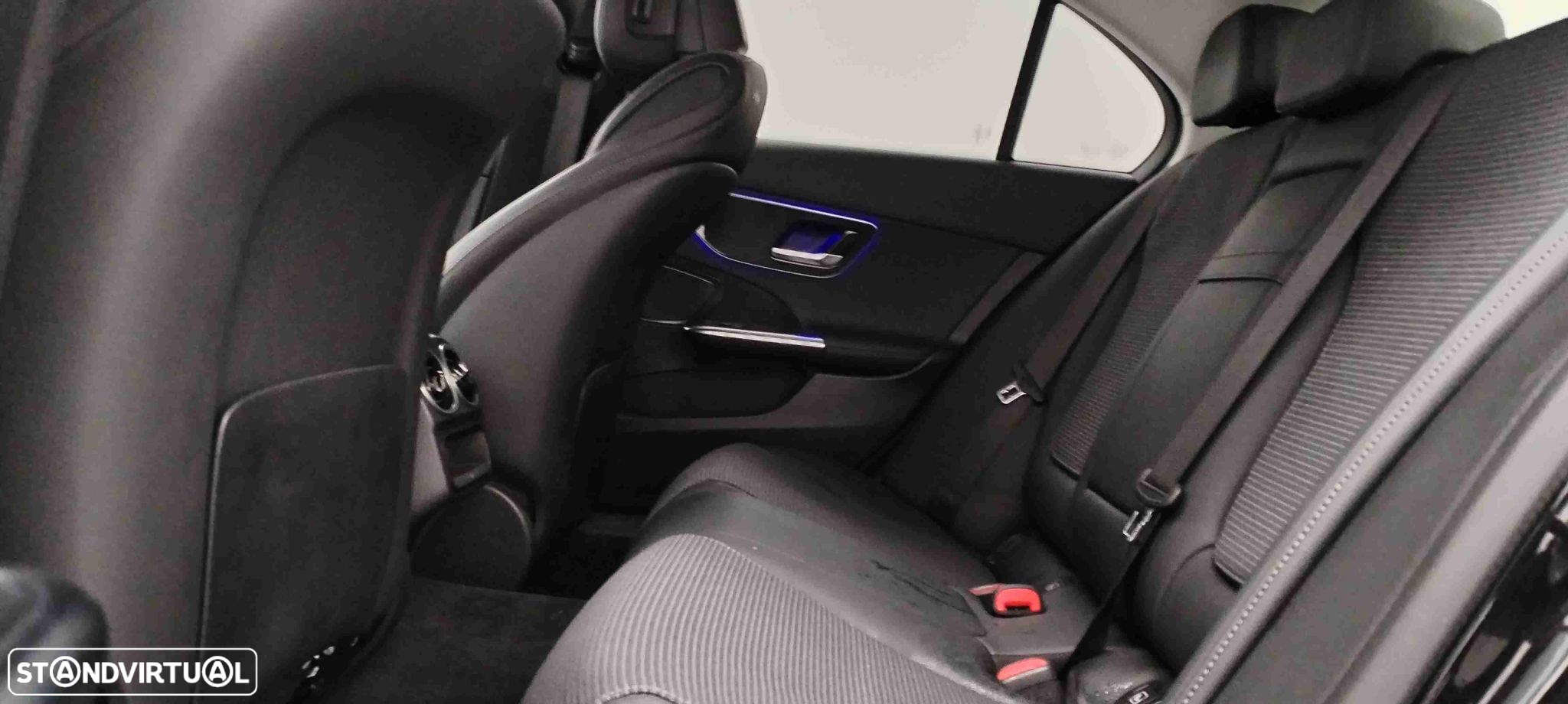 Mercedes-Benz C 220 d Avantgarde - 22