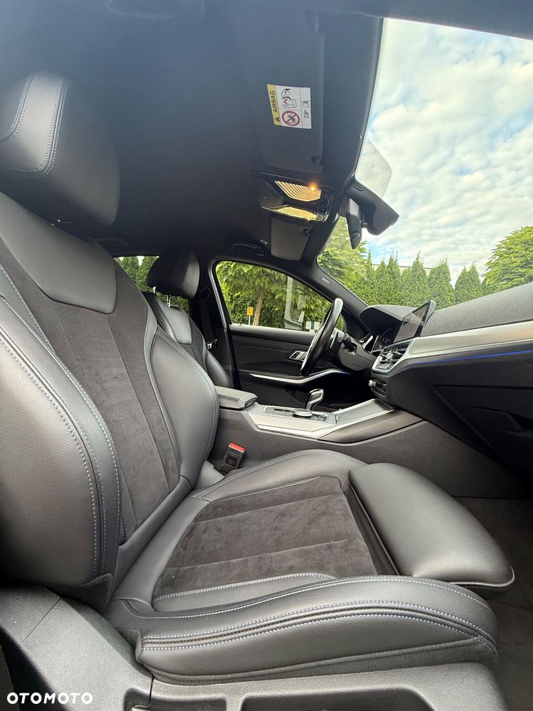 BMW Seria 3 320d xDrive M Sport sport - 11