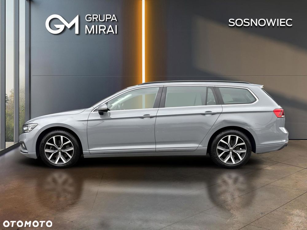 Volkswagen Passat 2022 photo 2