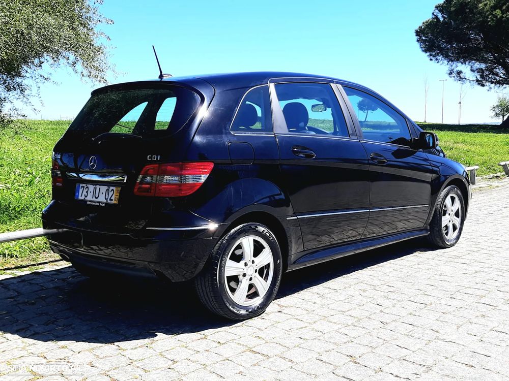 Mercedes-Benz B 200 CDI - 3