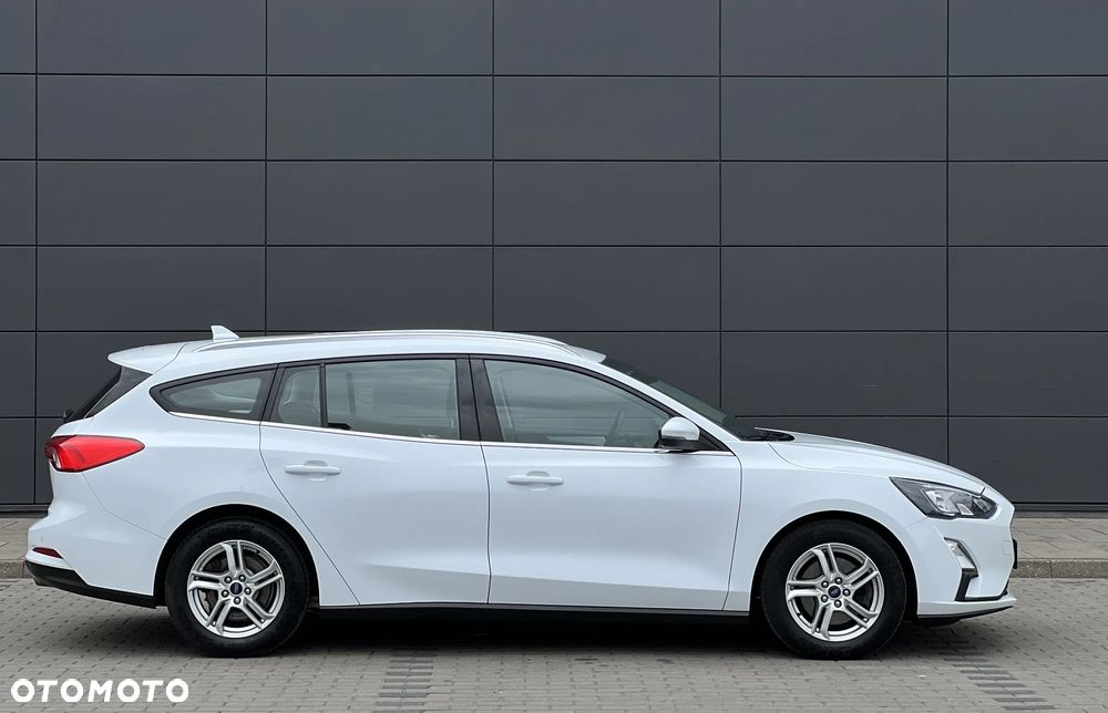 Ford Focus Turnier 1.5 EcoBlue Start-Stopp-System COOL&CONNECT - 9