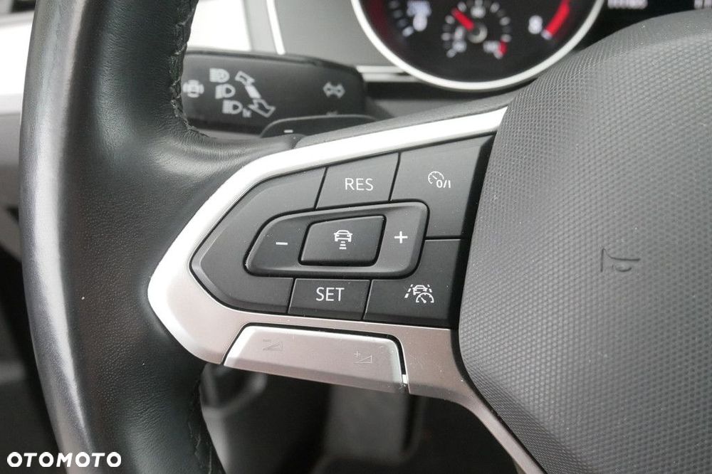 Volkswagen Passat Variant 1.5 TSI EVO Business DSG - 22