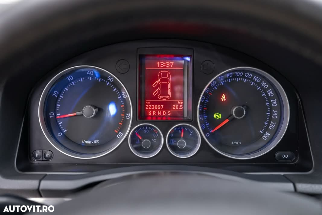 Volkswagen Golf 2.0 FSI GTI DSG - 5