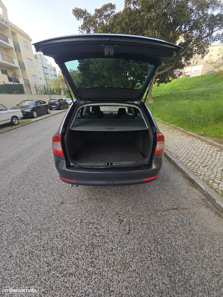 Skoda Octavia Break 1.9 TDi Sportline Pack - 24