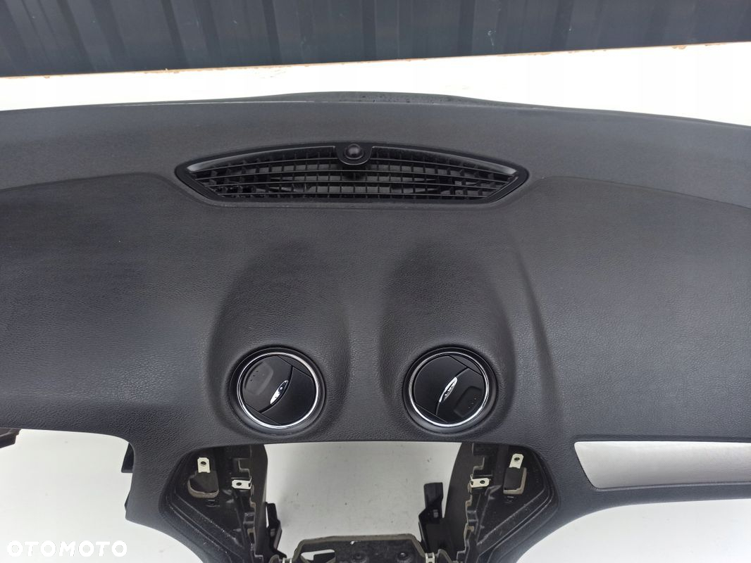 Deska rozdzielcza konsola kokpit FORD MONDEO MK4 07-10 Europa - 6