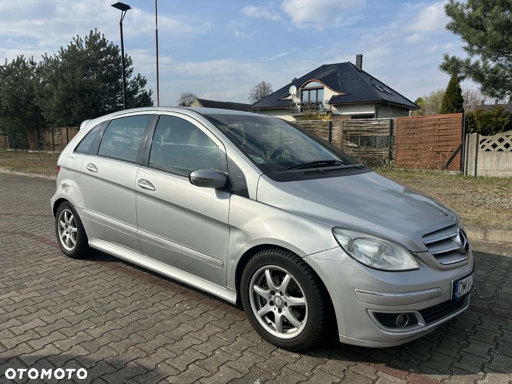 Mercedes-Benz Klasa B - 24